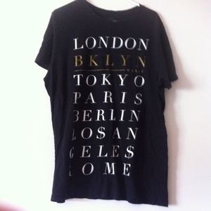 Brooklyn Calling N.Y.C. Black City Oversized Tee